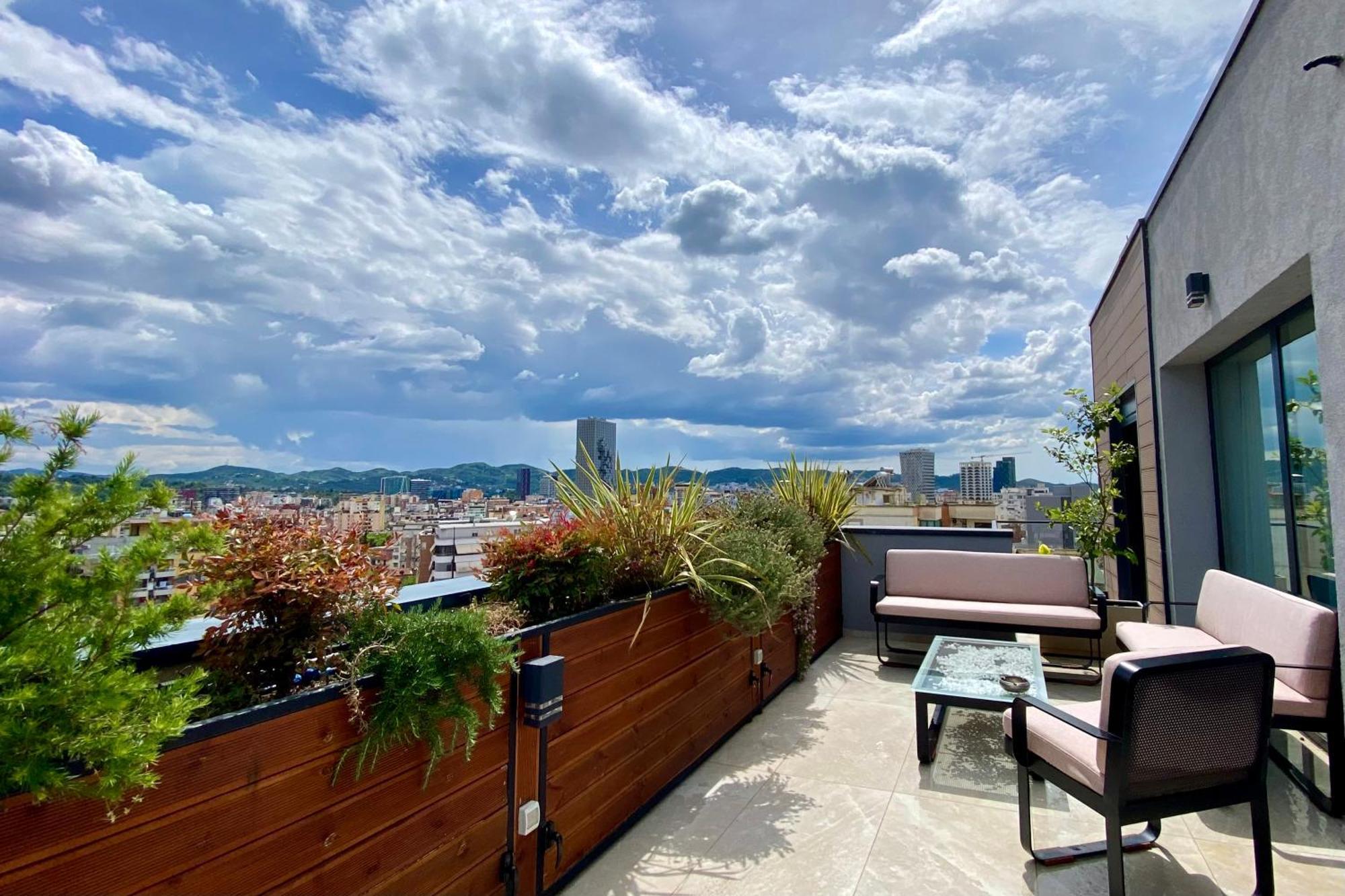 "Superattico" - Central Tirana Gorgeous Penthouse, Free Parking Exteriör bild