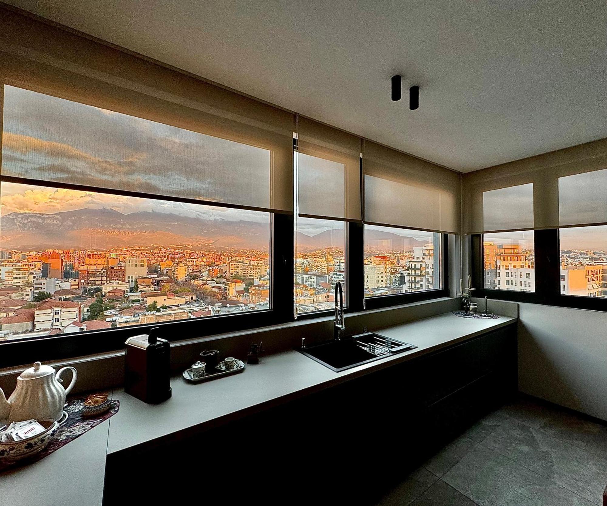 "Superattico" - Central Tirana Gorgeous Penthouse, Free Parking Exteriör bild