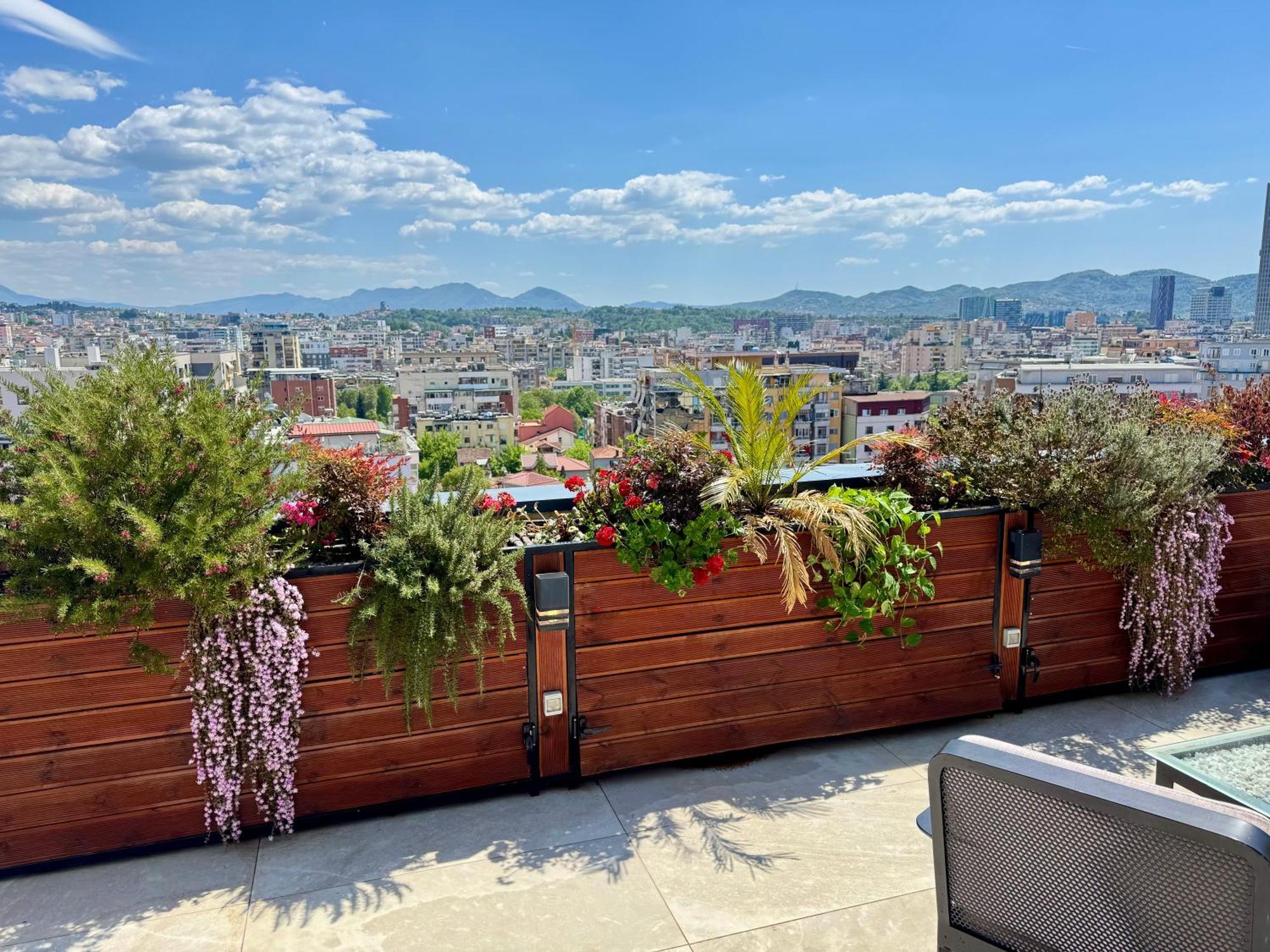 "Superattico" - Central Tirana Gorgeous Penthouse, Free Parking Exteriör bild